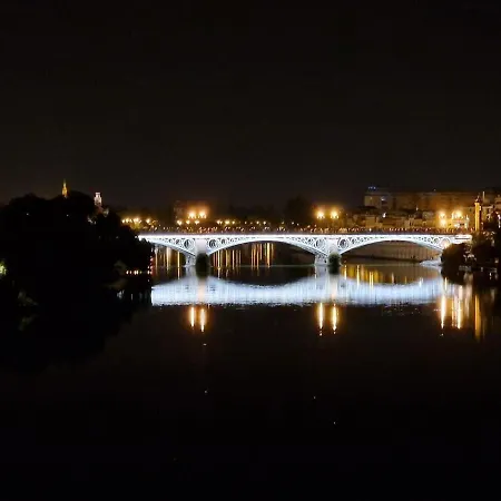 Appartement Castilla Del Cachorro, Apto De 2 En Triana Sevilla