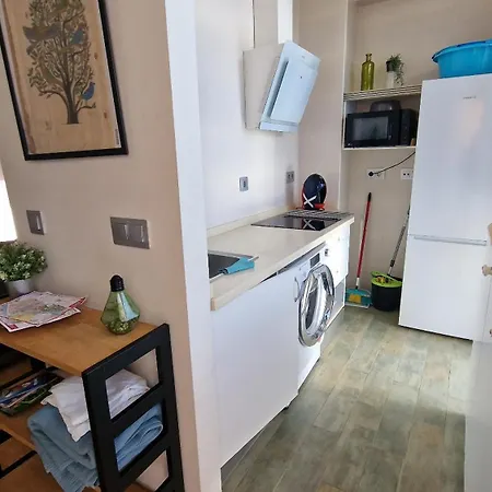 Apartment Castilla Del Cachorro, Apto De 2 En Triana Seville